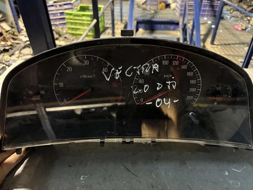 Cuenta kilometros - Opel Vectra C (2.0 DTI (100 cv)) (2004)