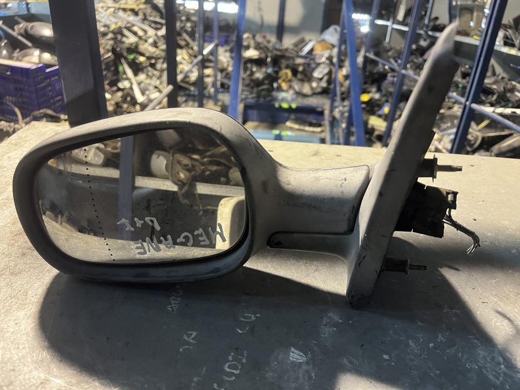 Retrovisor izquierdo - Renault Megane I (Fase II, 1999) (1.4i 16V (95 cv))