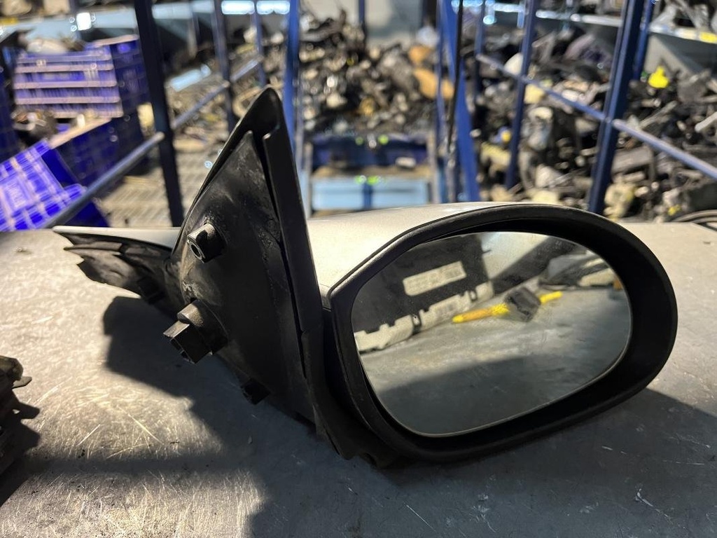 Retrovisor derecho - Opel Vectra B (1.7 TD (82 cv))