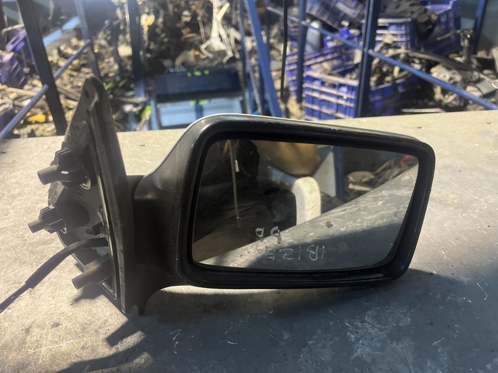 Retrovisor derecho - Seat Ibiza II (1.6 i (75 cv))