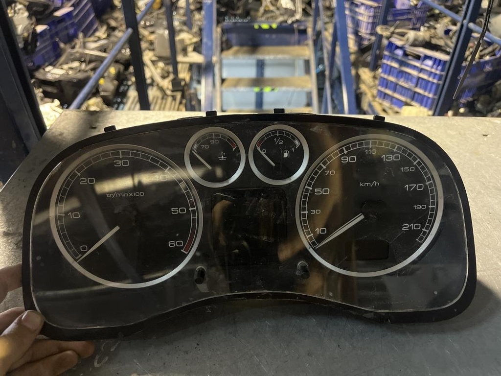 Cuenta kilometros - Peugeot 307 (2.0 (137 cv))