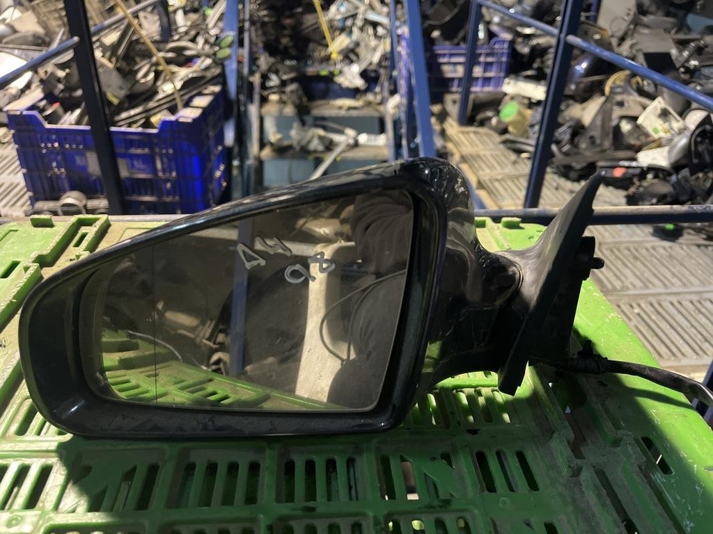 Retrovisor izquierdo - Audi A4 (B5) (1.8 20V (125 cv) Automatico)