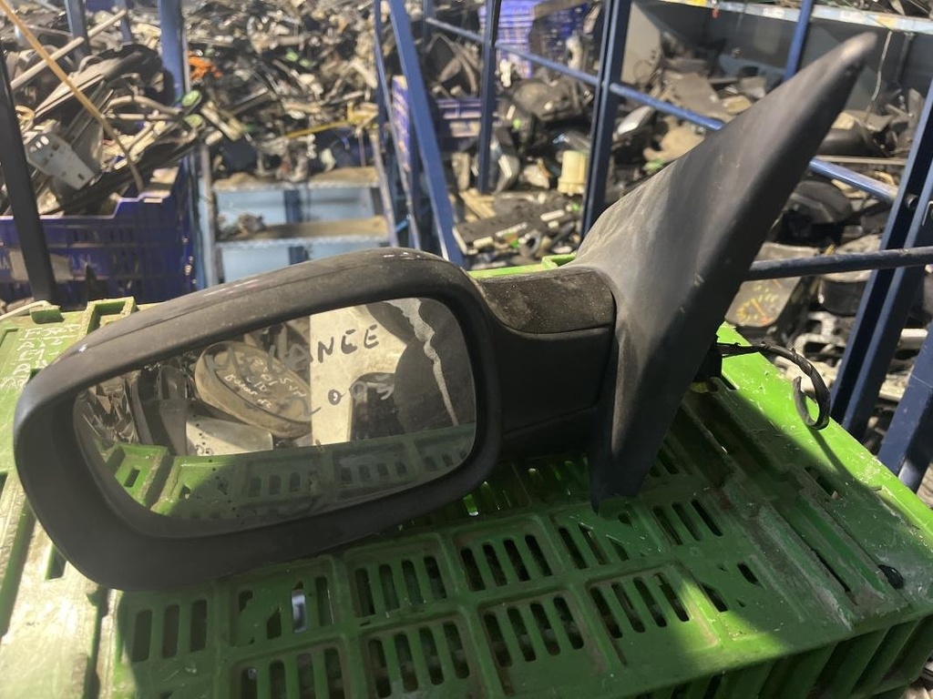 Retrovisor izquierdo - Renault Megane II (1.5 dCi (101 cv) Automatico)