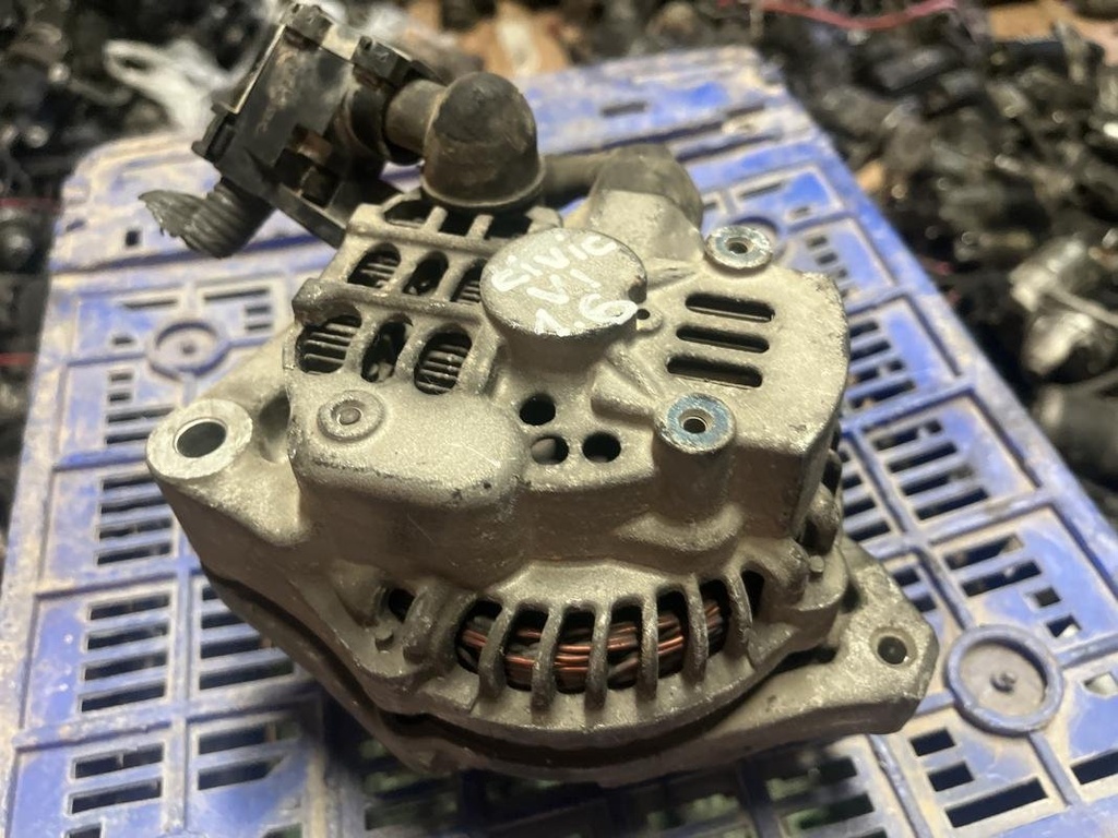 Alternador - Honda Civic Hatchback VI (1.6 i (114 cv)) (2004)