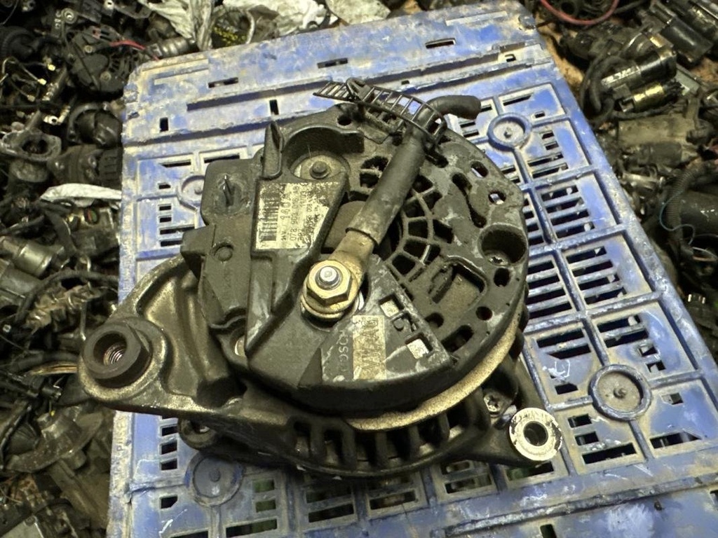 Alternador - Audi A6 (4B,C5, Versión 2001) (2.5 TDI (163 cv) quattro) (2002)