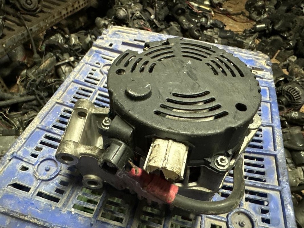 Alternador - Ford Focus Hatchback I (1.6 16V (100 cv))
