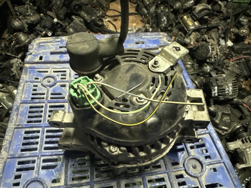 Alternador - Honda CIVIC VIII Hatchback (2.2 CTDi (140cv))