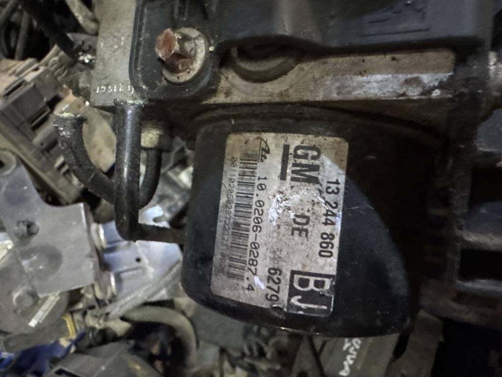 Centralita abs - Opel Zafira B (1.8i 16V (140 cv) Automatico)