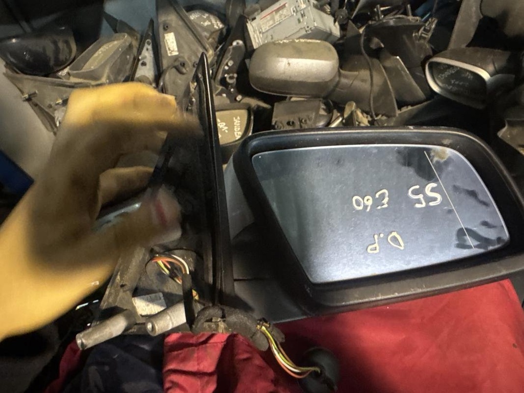 Retrovisor derecho - Bmw Serie 5 (E60) (525d (177 cv))