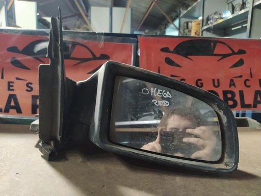 [11251603381757] Retrovisor derecho - Opel Omega B (2.0i (116 cv) Automatico) (2000)