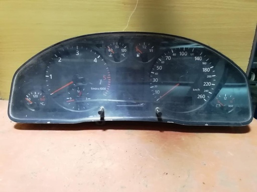 [12171136305117] Cuenta kilometros - Audi A6 (4B,C5, Versión 2001) (2.5 TDI (163 cv) quattro)