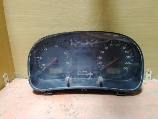 [12181533159841] Cuenta kilometros - Volkswagen Golf IV (1J1) (1.6 i 16V FSI (110 cv))