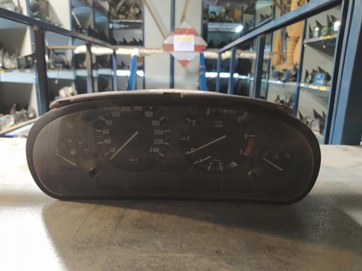 [12210851477105] Cuenta kilometros - Bmw Serie 5 (E34) (525 td (115 cv))