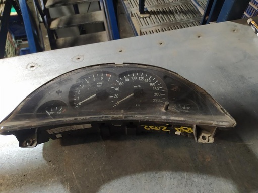 [12211740306731] Cuenta kilometros - Opel Corsa C (1.0 12V (58 cv)) (2002)