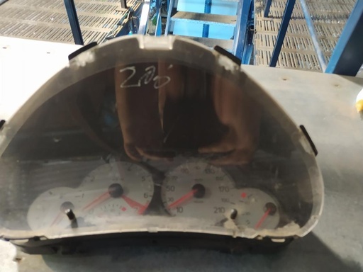 [12221123405225] Cuenta kilometros - Peugeot 206 (1.4 HDi (68 cv))