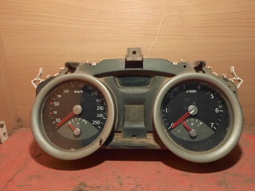 [12231323281660] Cuenta kilometros - Renault Megane II (1.4 16V (98 cv)) (2005)