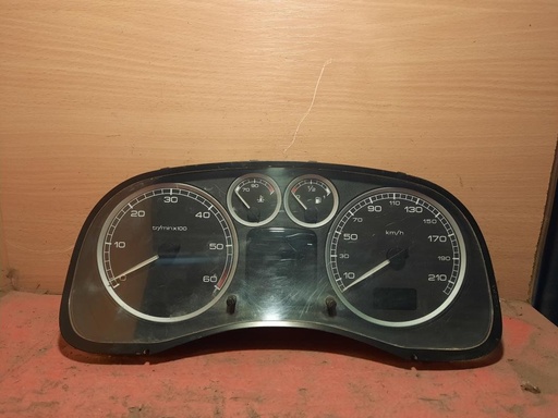 [12231655007106] Cuenta kilometros - Peugeot 307 (1.6 (109 cv)) (2002)