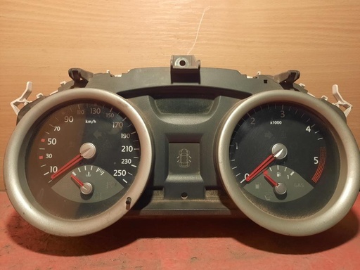 [12231721062630] Cuenta kilometros - Renault Megane II (1.5 dCi (103 cv)) (2005)