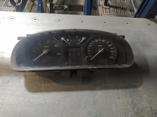 [12231750487428] Cuenta kilometros - Renault Laguna II (1.6 i 16V (107 cv))