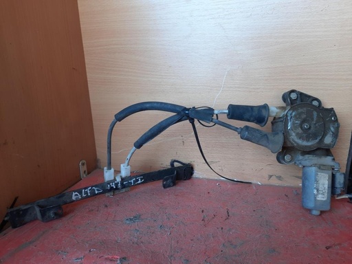 [12281315415466] Elevalunas trasero izquierdo - Alfa Romeo 147 3-Puertas (1.9 16V JTD (140 cv))