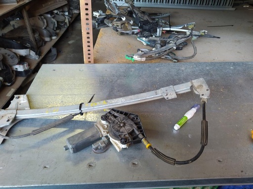 [12291351151902] Elevalunas delantero derecho - Peugeot 307 (1.4 i 16V (88))
