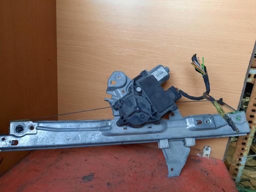 [12301739482320] Elevalunas delantero izquierdo - Peugeot 307 (1.6 HDi (90)) (2008)