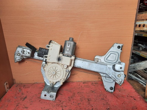 [1071119324670] Elevalunas trasero izquierdo - Citroen C4 I Hatchback (Fase I, 2004) (1.6 HDi 16V (90 cv))