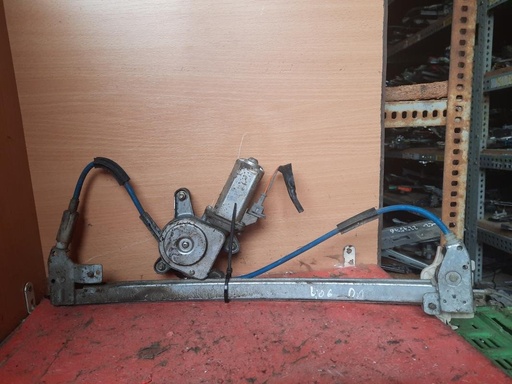 [1081013357662] Elevalunas delantero derecho - Peugeot 406 (8) (1.9 D (75 cv))