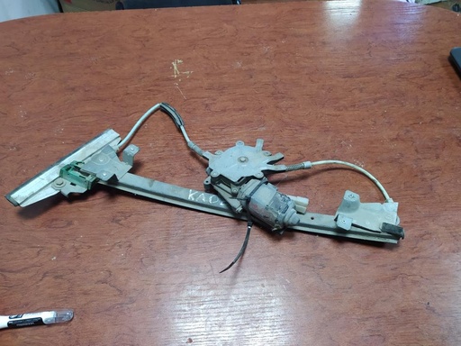 [1121244377128] Elevalunas delantero izquierdo - Opel Kadett E (2.0i (115 cv))