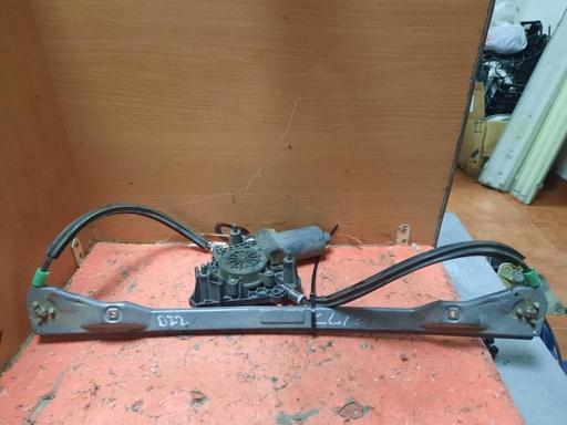 [1121252143813] Elevalunas delantero izquierdo - Renault Clio II (1.2 (BB0A, BB0F, BB10, BB1K, BB28, BB2D, BB2H, CB0A) (58 cv)) (1999)