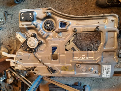 [1131646371897] Elevalunas trasero derecho - Hyundai Santa Fe I (2.0 CRDi 4WD (113 cv)) (2001)