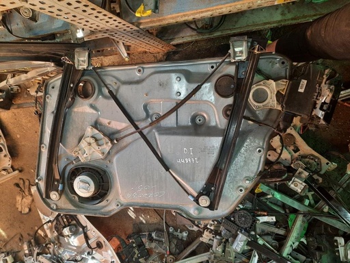[1141019448972] Elevalunas delantero izquierdo - Seat Cordoba III (1.4 16V (75 cv)) (2005)