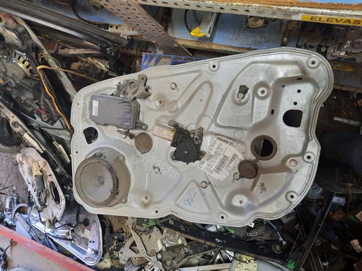 [1141317376304] Elevalunas delantero derecho - Fiat Stilo (192) (1.4 i 16V (3 dr) (95 cv))