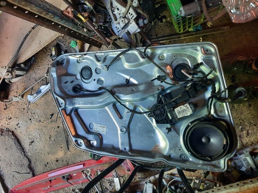 [1151027359050] Elevalunas delantero izquierdo - Volkswagen Passat (B5) (1.8 20V (125 cv))