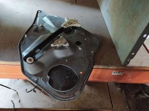 [1151225572630] Elevalunas trasero derecho - Seat Ibiza III (1.4 16V (100 cv)) (2005)