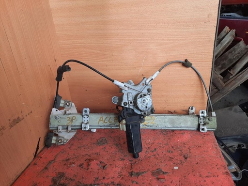 [1151605113825] Elevalunas delantero izquierdo - Hyundai Accent II (1.3 i 12V (86 cv))