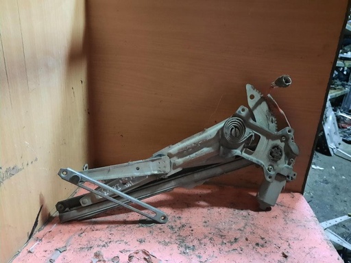 [1181856533759] Elevalunas delantero derecho - Suzuki Baleno (EG) (1.6 i 16V (101 cv))