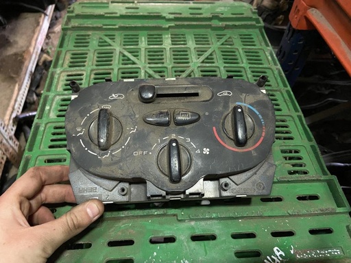 [2261200584697] Mando calefaccion / A/A - Peugeot 206 (1.1 i (60 cv))