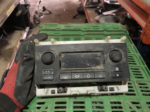 [3011014267337] Mando calefaccion / A/A - Peugeot 307 (1.4 (75 cv))