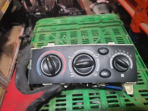 [3021004235349] Mando calefaccion / A/A - Renault Megane I (BA) (1.6 (75 cv))