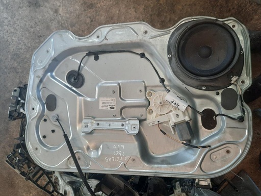 [9151708137404] Elevalunas delantero derecho - Ford Focus II Hatchback (1.6 TDCi (90 cv))