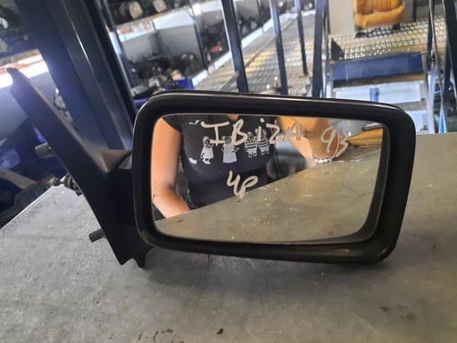 [9171341019290] Retrovisor derecho - Seat Ibiza II (1.4 i 16V (101 cv)) (1993)