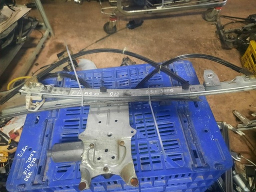 [9231835582539] Elevalunas delantero derecho - Citroen Xsara Picasso (N68) (1.6 (95 cv)) (2000)