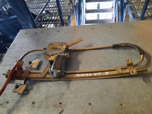 [10151246147302] Elevalunas delantero izquierdo - Nissan Almera I (N15) (1.4 (87 cv))