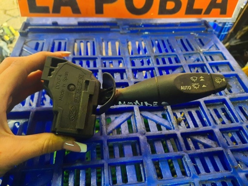 [10291232047441] Mando luces - Ford Mondeo II Hatchback (1.8 16V (130 cv))