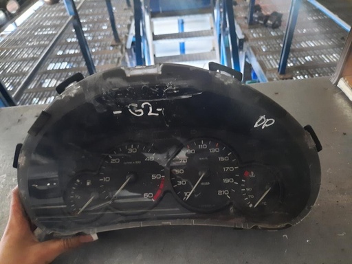 [11051014143647] Cuenta kilometros - Peugeot 206 (1.4 HDi (68 cv))