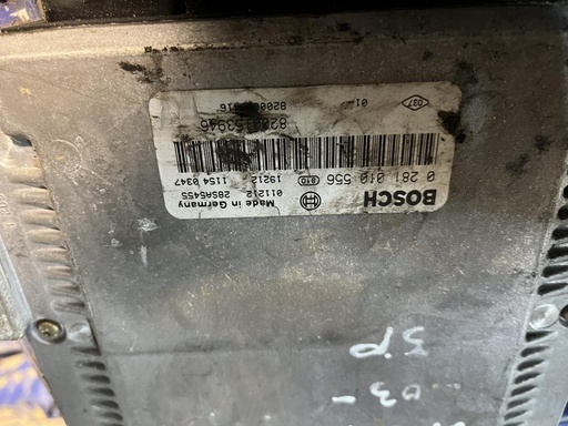 [2181808318984] Centralita motor uce - Renault Laguna II (1.8 16 V (BG06, BG0M) (116 cv)) (2003)
