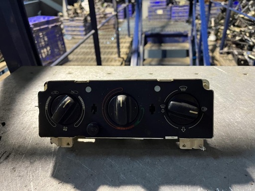 [3101843411883] Mando calefaccion / A/A - Peugeot 306 (7B) (1.6 SR (89 cv))