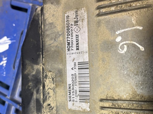 [3211624168803] Centralita motor uce - Renault Megane I (Fase II, 1999) (1.6i 16V (107 cv))