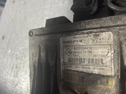 [6171237566936] Centralita motor uce - Renault Megane II (1.5 dCi (101 cv) Automatico) (2005)